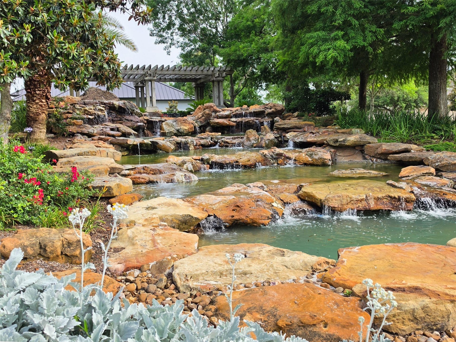 64 Benthaven W, Montgomery, TX 77356