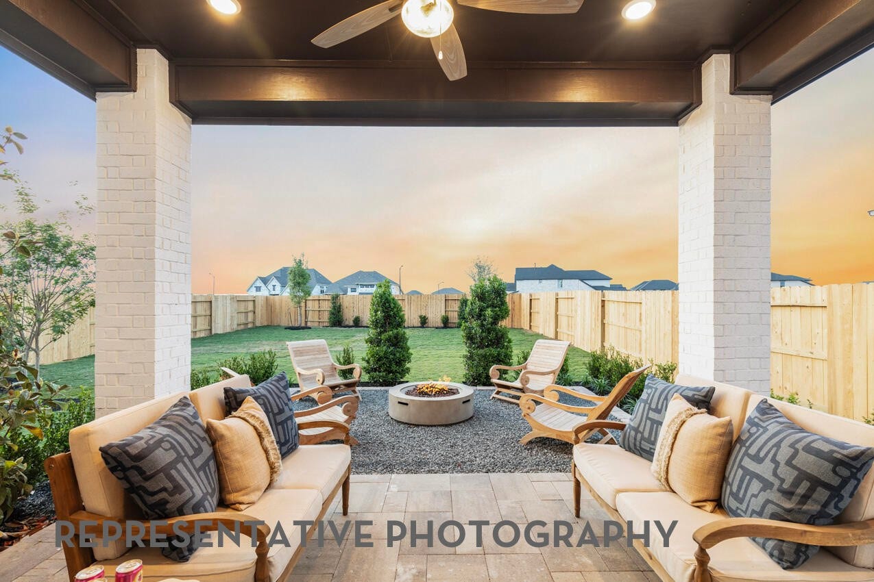 17923 Pathway Forest Lane, Webster, TX 77598 Patio