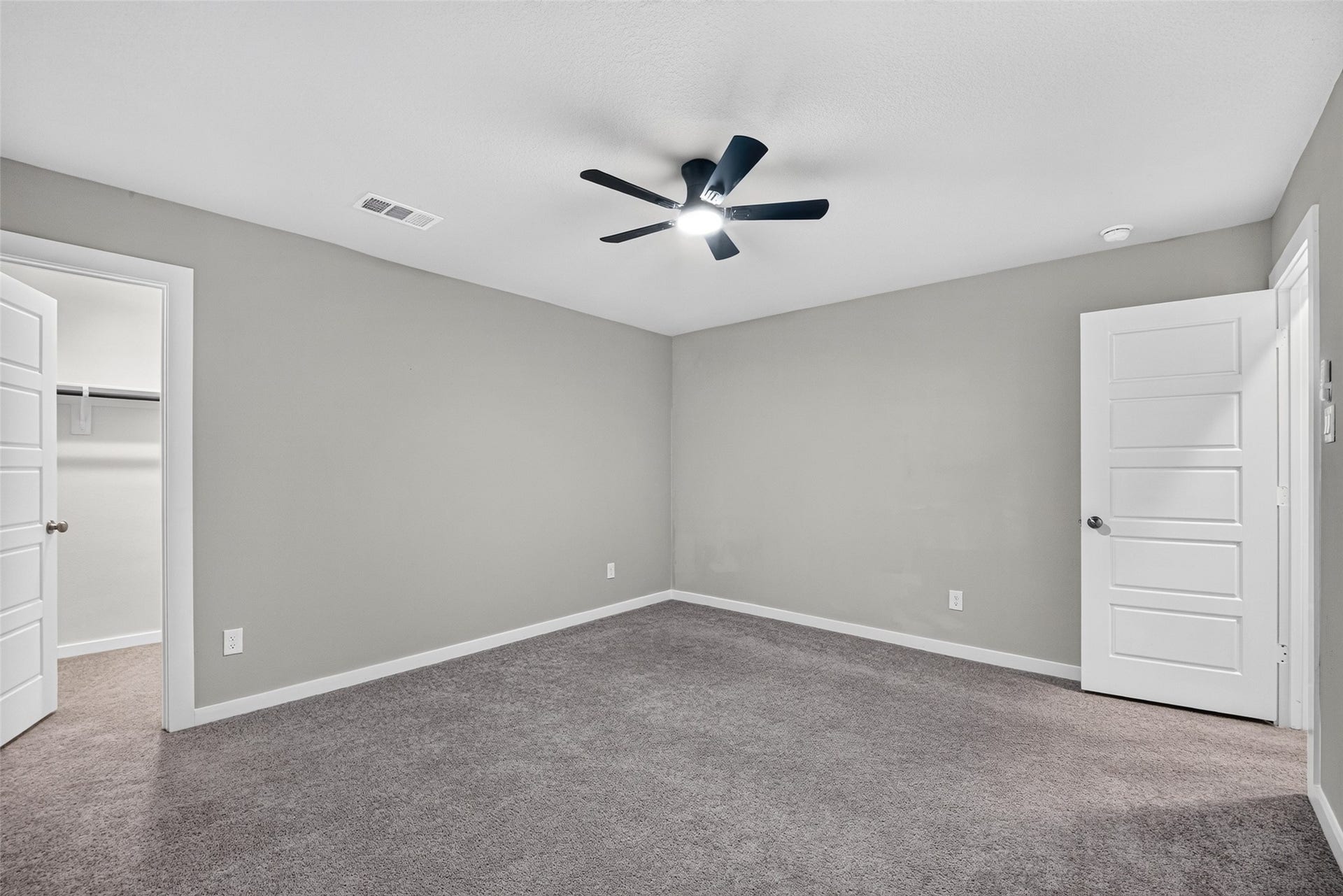 26300 Astral Way, La Marque, TX 77568 26300 Astral Way, La Marque, TX 77568