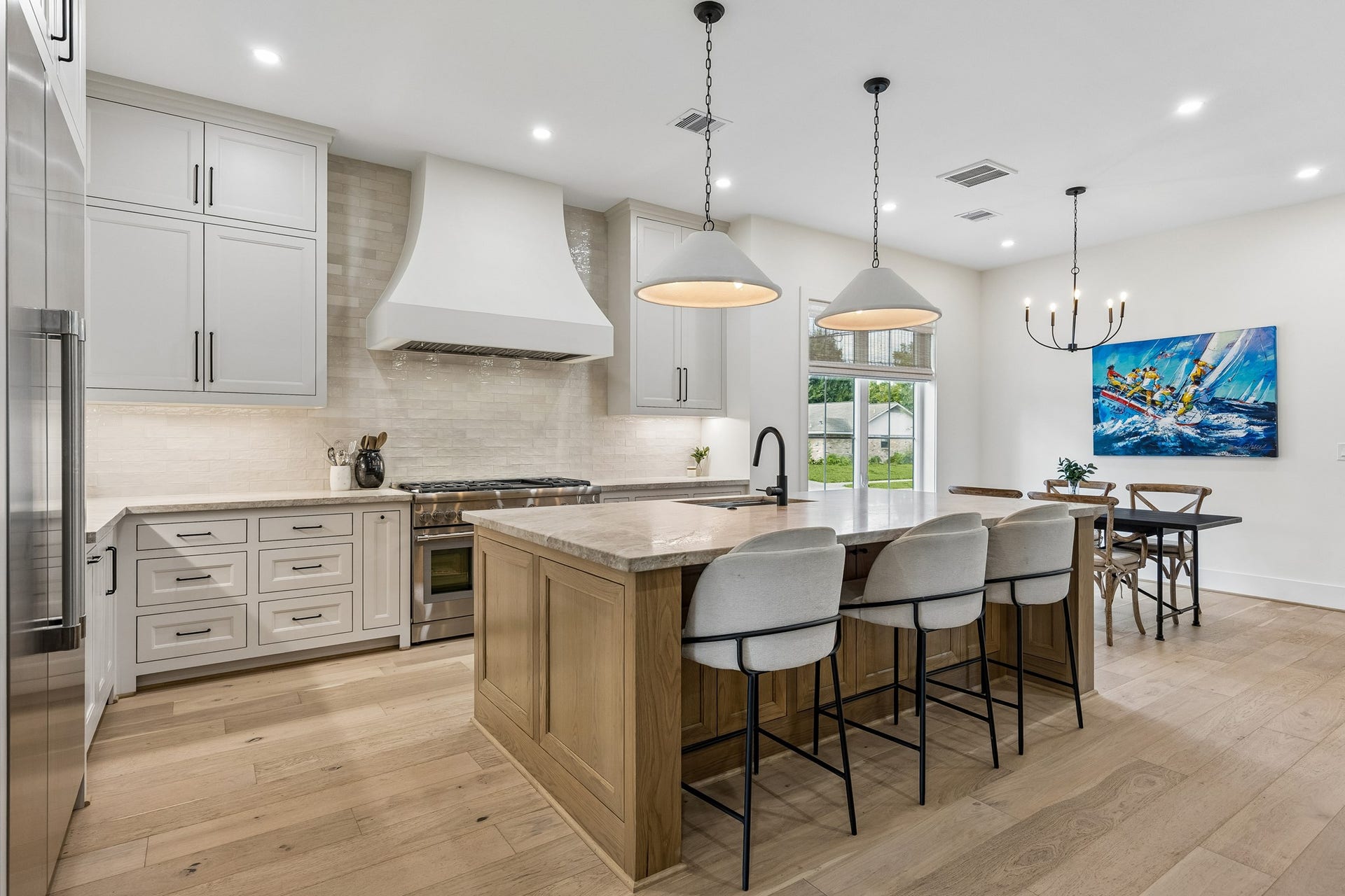 1030 Chamboard Lane, Houston, TX 77018