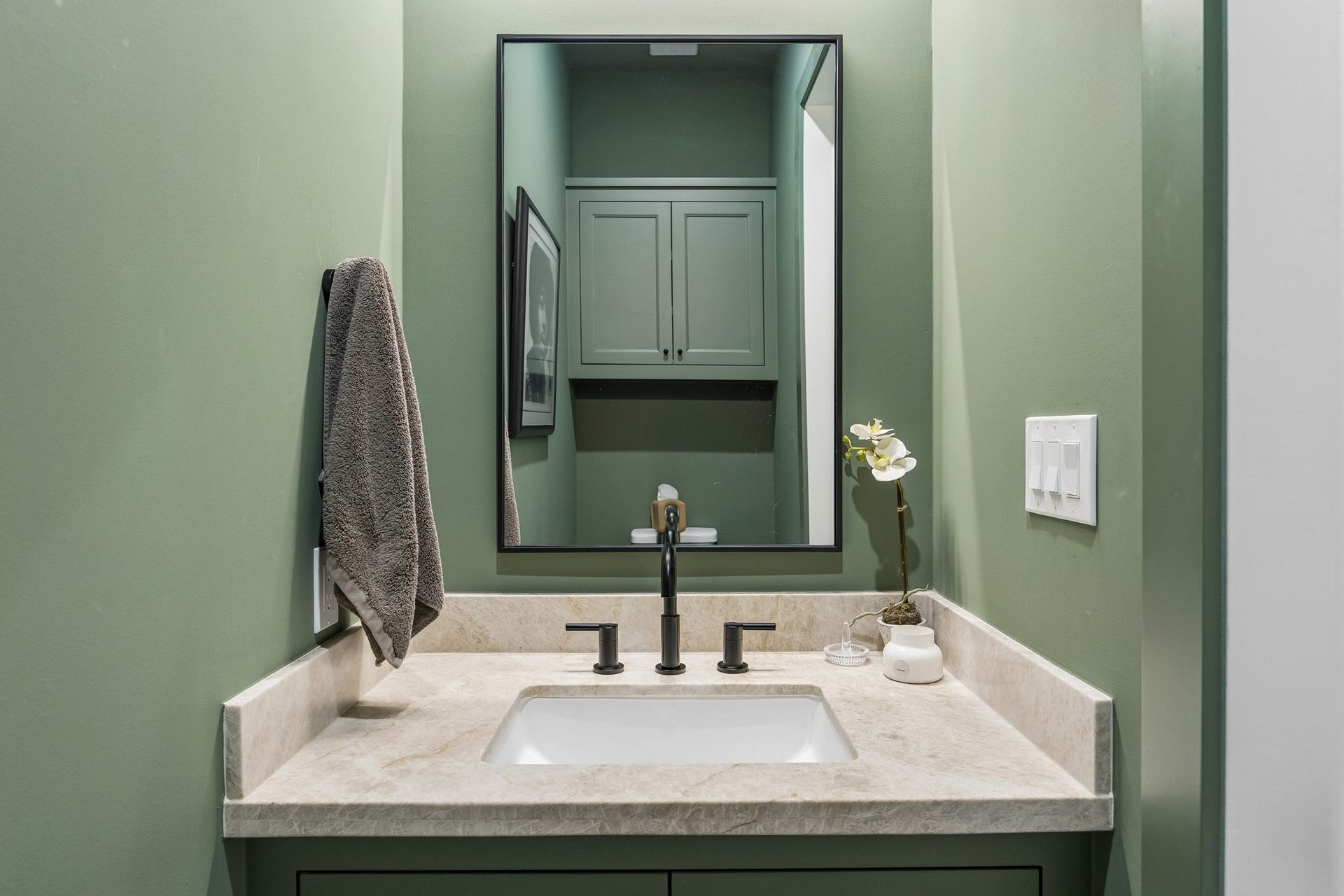 1030 Chamboard Lane, Houston, TX 77018