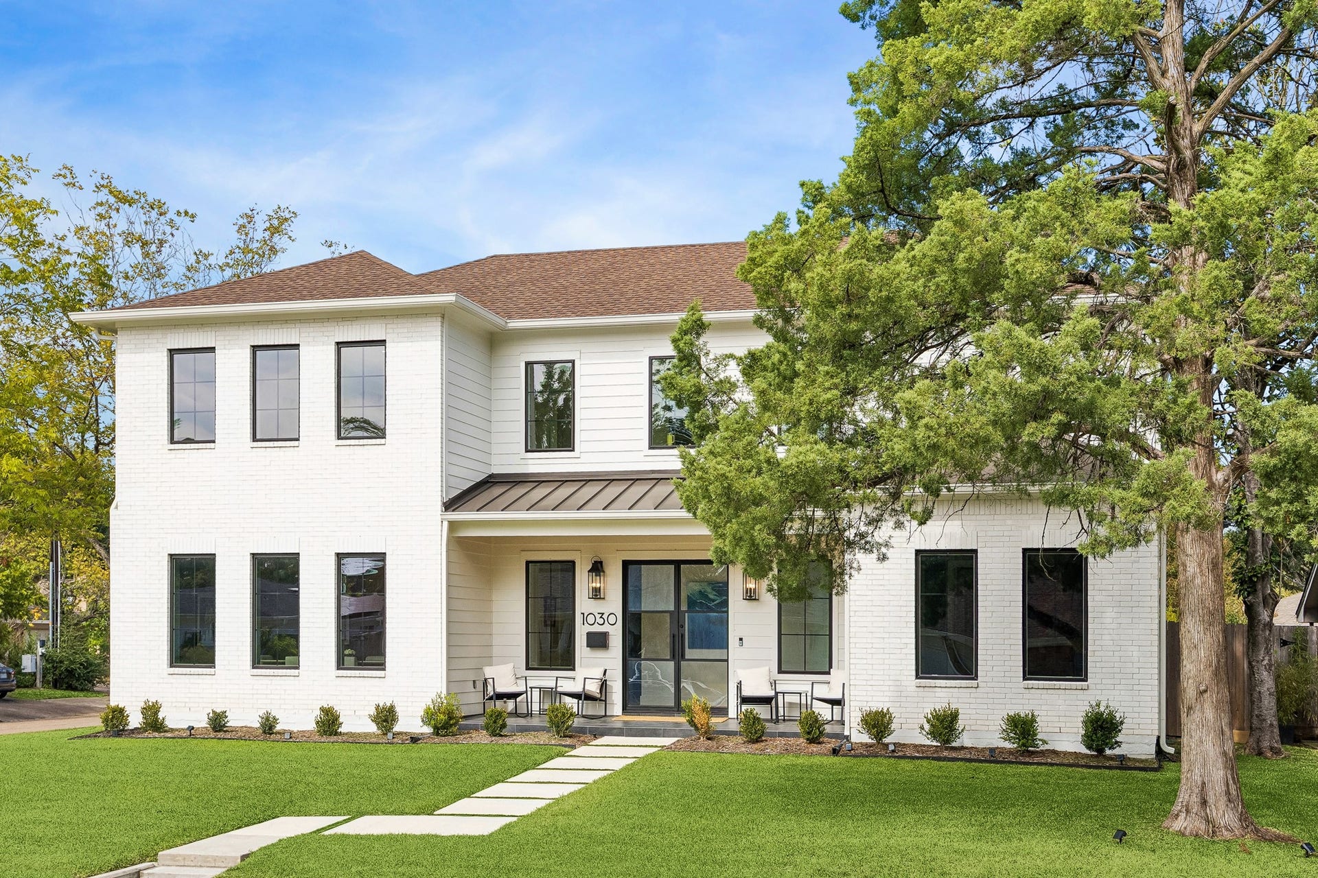 1030 Chamboard Lane, Houston, TX 77018