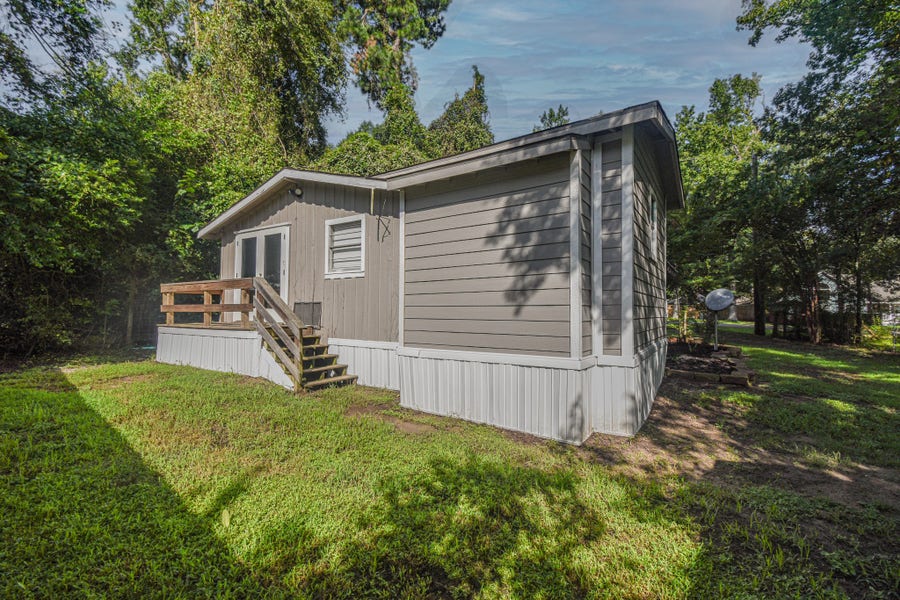 Property photo for 507 Sioux River Road, Conroe, TX