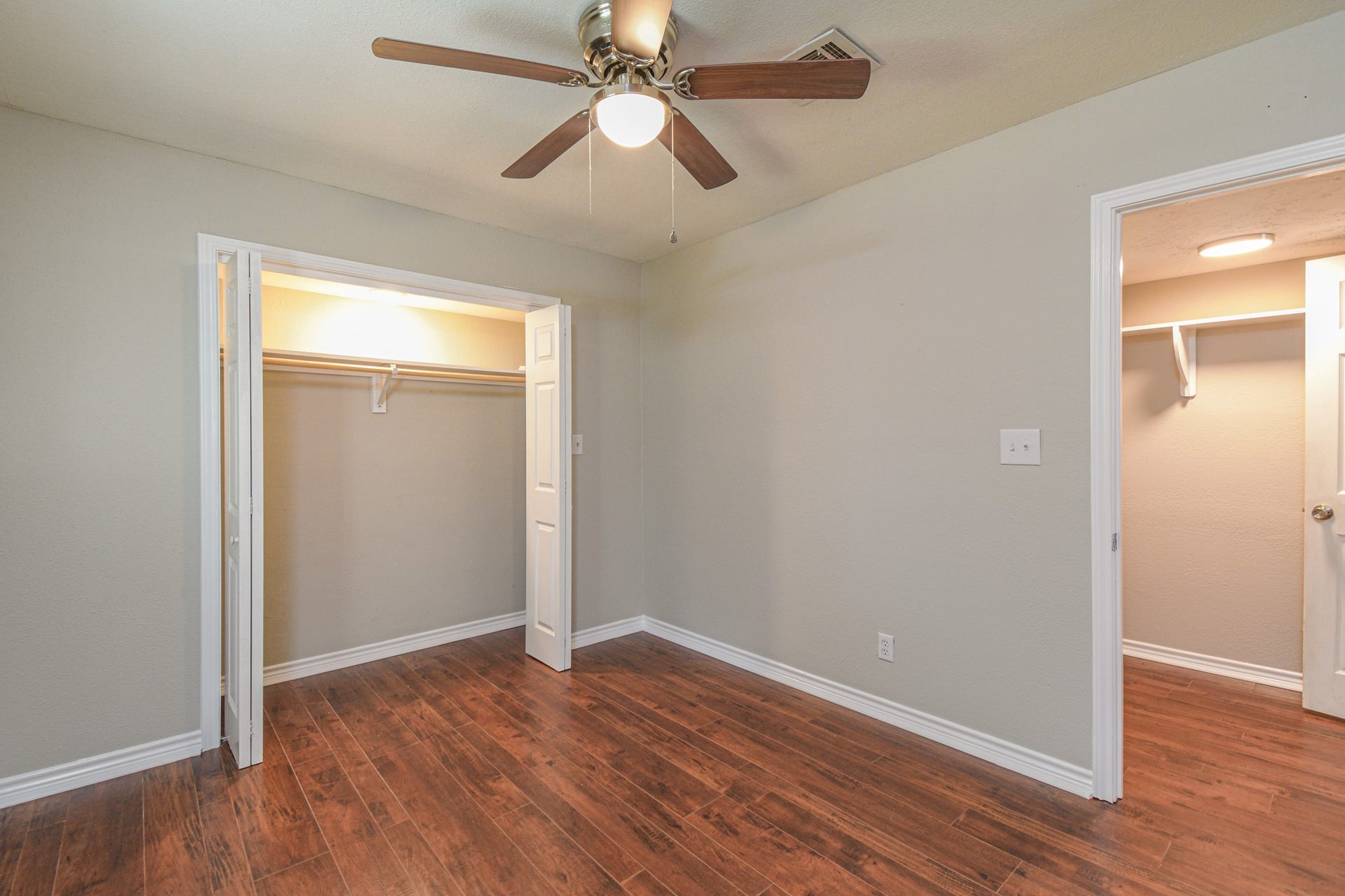 507 Sioux River Road, Conroe, TX 77316 507 Sioux River Road, Conroe, TX 77316