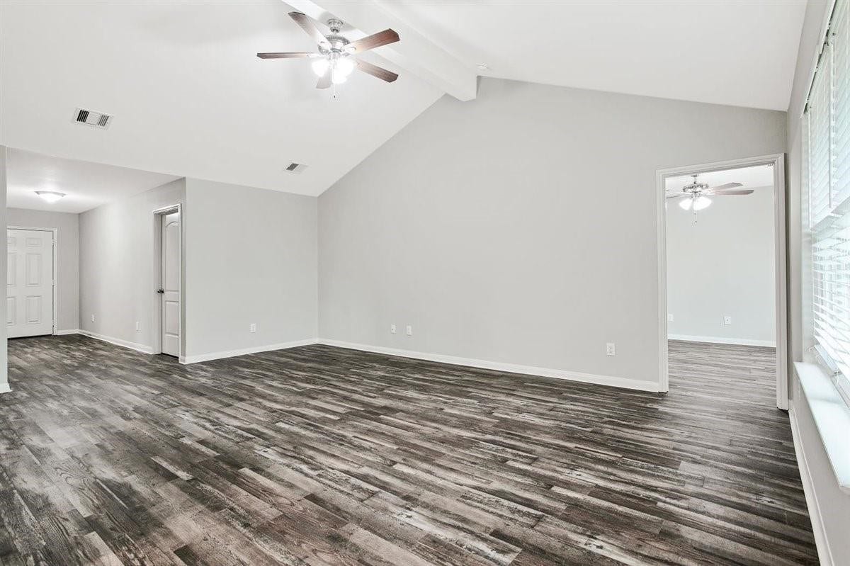 104 Indigo Brush Drive, La Marque, TX 77568 104 Indigo Brush Drive, La Marque, TX 77568