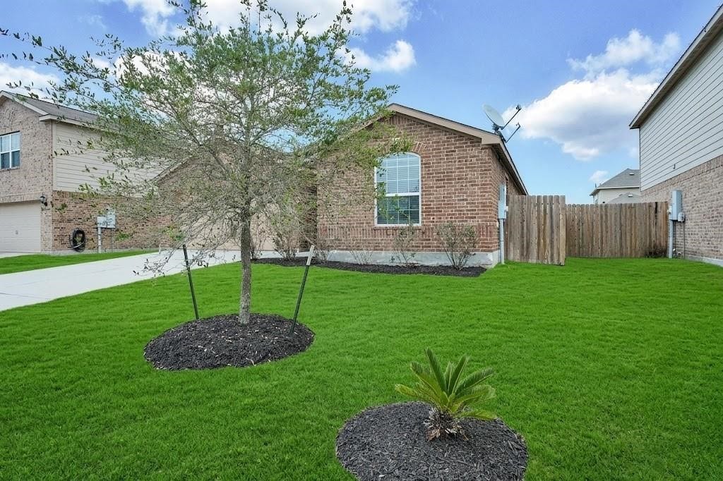 104 Indigo Brush Drive, La Marque, TX 77568 104 Indigo Brush Drive, La Marque, TX 77568