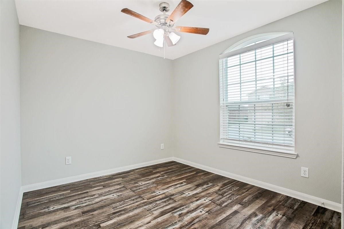 104 Indigo Brush Drive, La Marque, TX 77568 104 Indigo Brush Drive, La Marque, TX 77568