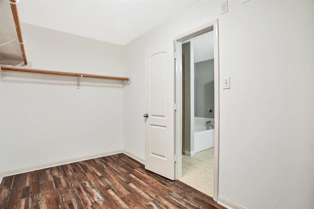 104 Indigo Brush Drive, La Marque, TX 77568 104 Indigo Brush Drive, La Marque, TX 77568