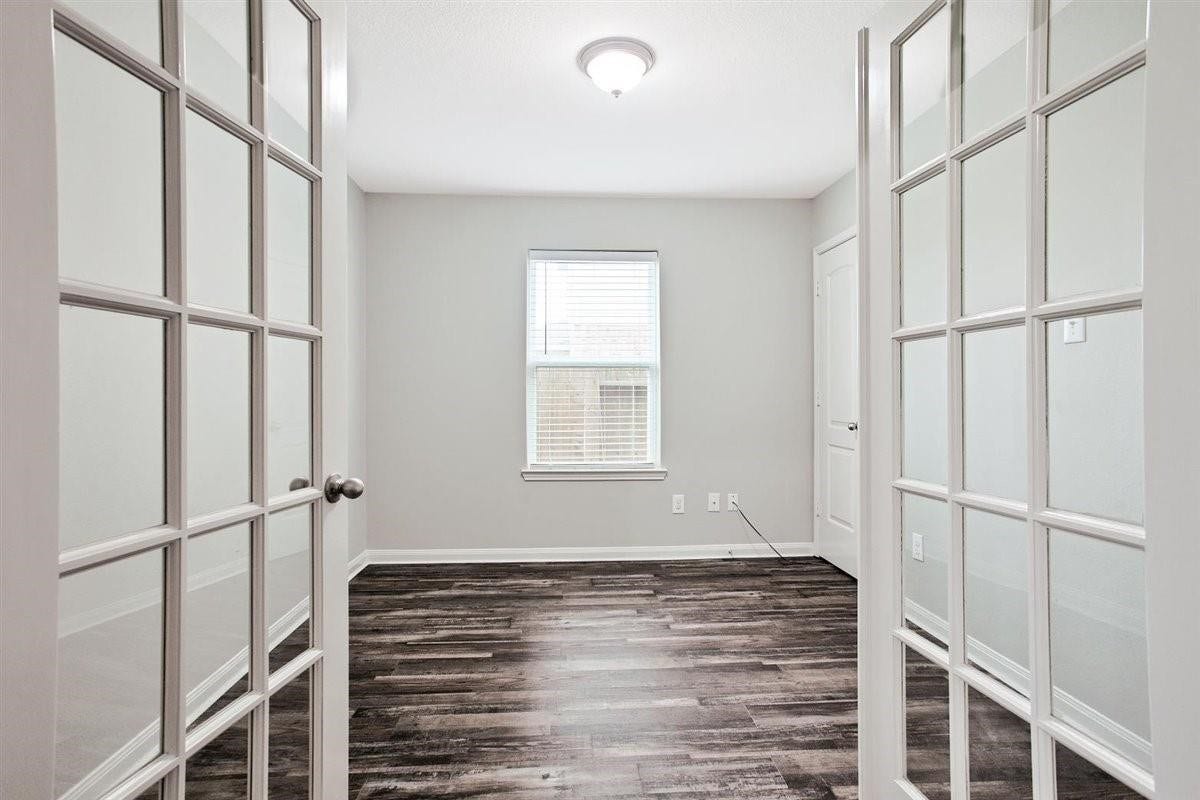 104 Indigo Brush Drive, La Marque, TX 77568 104 Indigo Brush Drive, La Marque, TX 77568