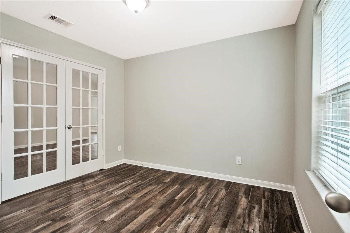 104 Indigo Brush Drive, La Marque, TX 77568 104 Indigo Brush Drive, La Marque, TX 77568