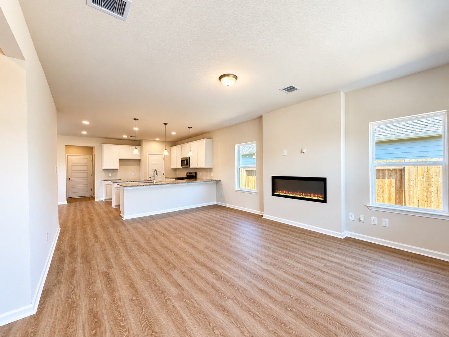 623 Woodhaven Lakes Drive, La Marque, TX 77568 623 Woodhaven Lakes Drive, La Marque, TX 77568