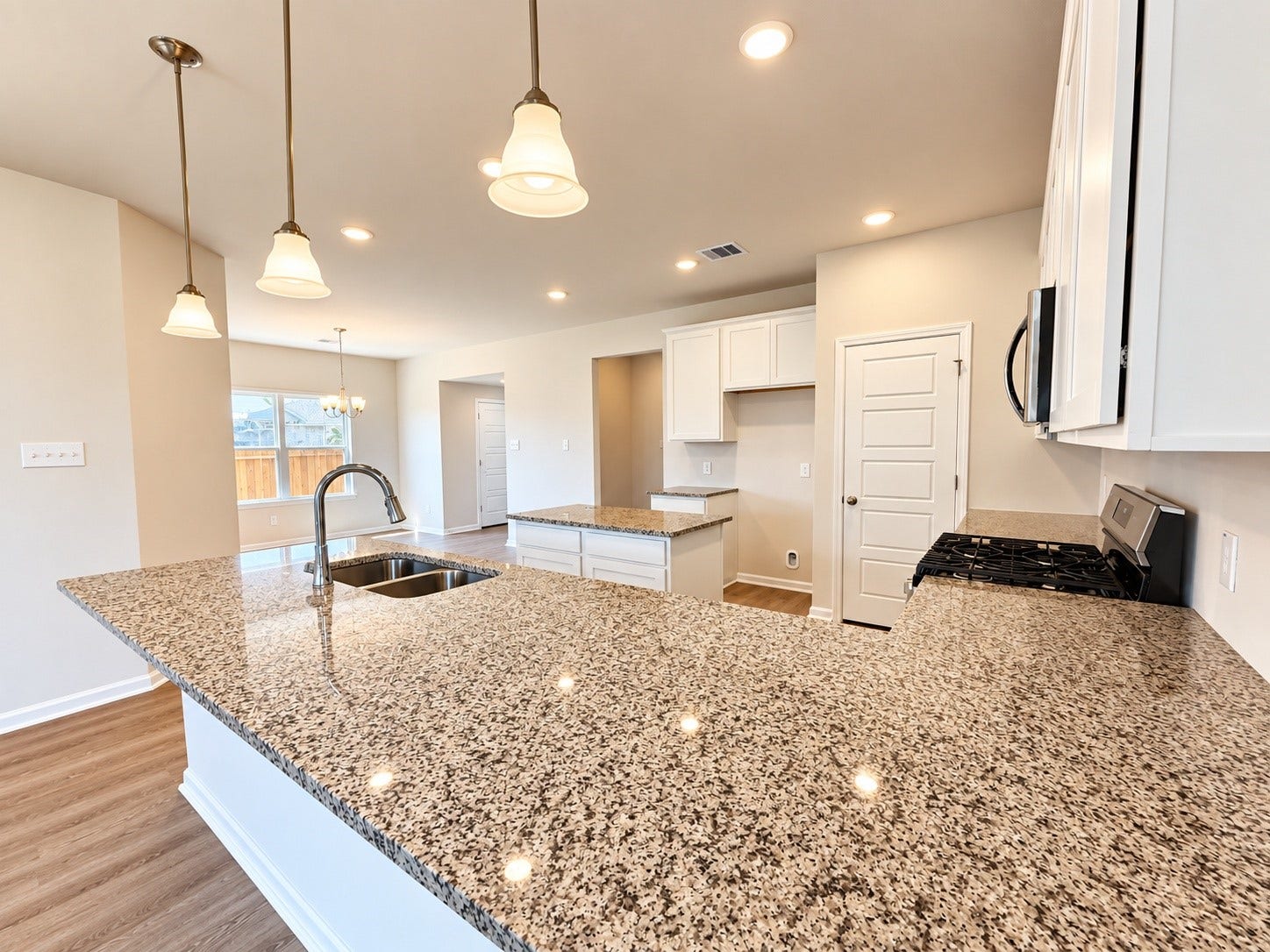 623 Woodhaven Lakes Drive, La Marque, TX 77568 623 Woodhaven Lakes Drive, La Marque, TX 77568