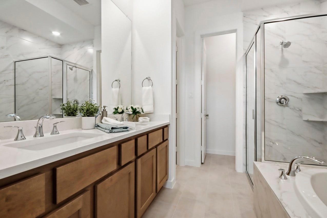 317 Fields Lane, Montgomery, TX 77316 Primary Bathroom - Virtually Staged