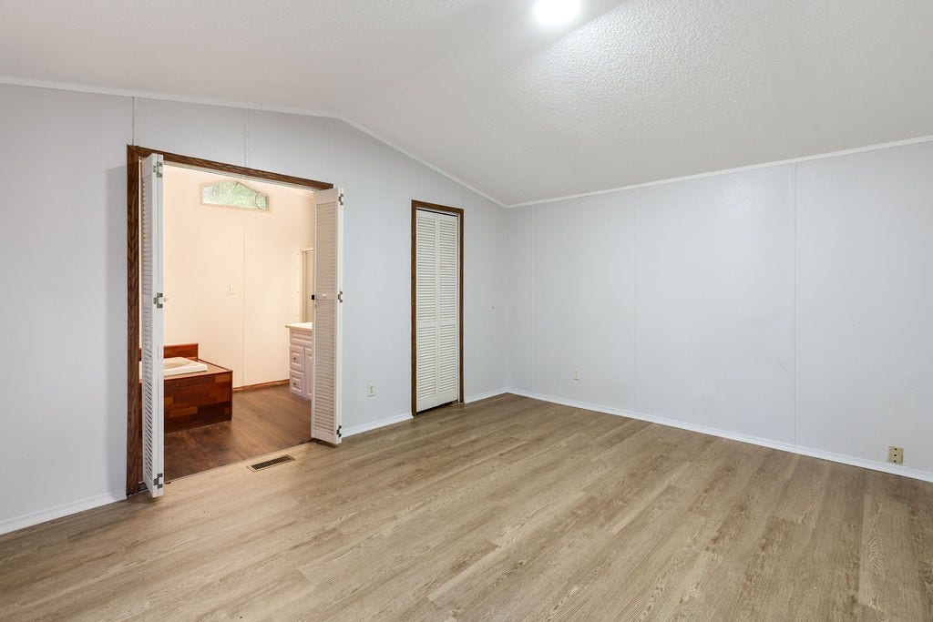 13173 S Lee Shore Drive, Willis, TX 77318 13173 S Lee Shore Drive, Willis, TX 77318