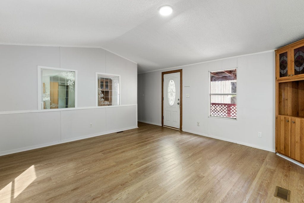 13173 S Lee Shore Drive, Willis, TX 77318 13173 S Lee Shore Drive, Willis, TX 77318