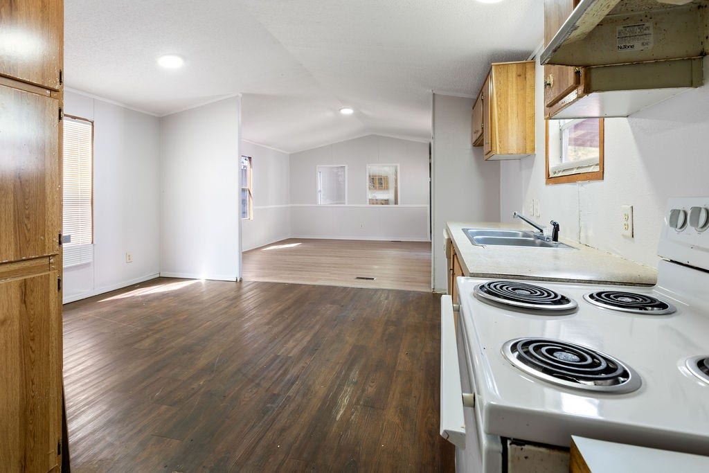 13173 S Lee Shore Drive, Willis, TX 77318 13173 S Lee Shore Drive, Willis, TX 77318
