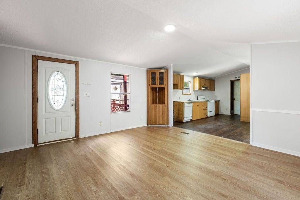 13173 S Lee Shore Drive, Willis, TX 77318 13173 S Lee Shore Drive, Willis, TX 77318