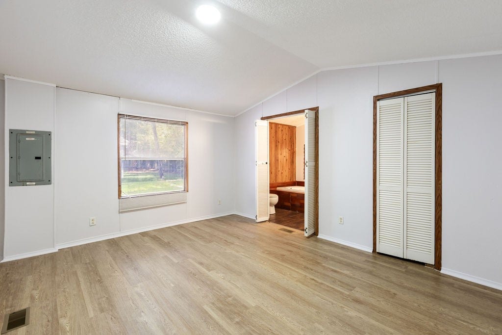 13173 S Lee Shore Drive, Willis, TX 77318 13173 S Lee Shore Drive, Willis, TX 77318