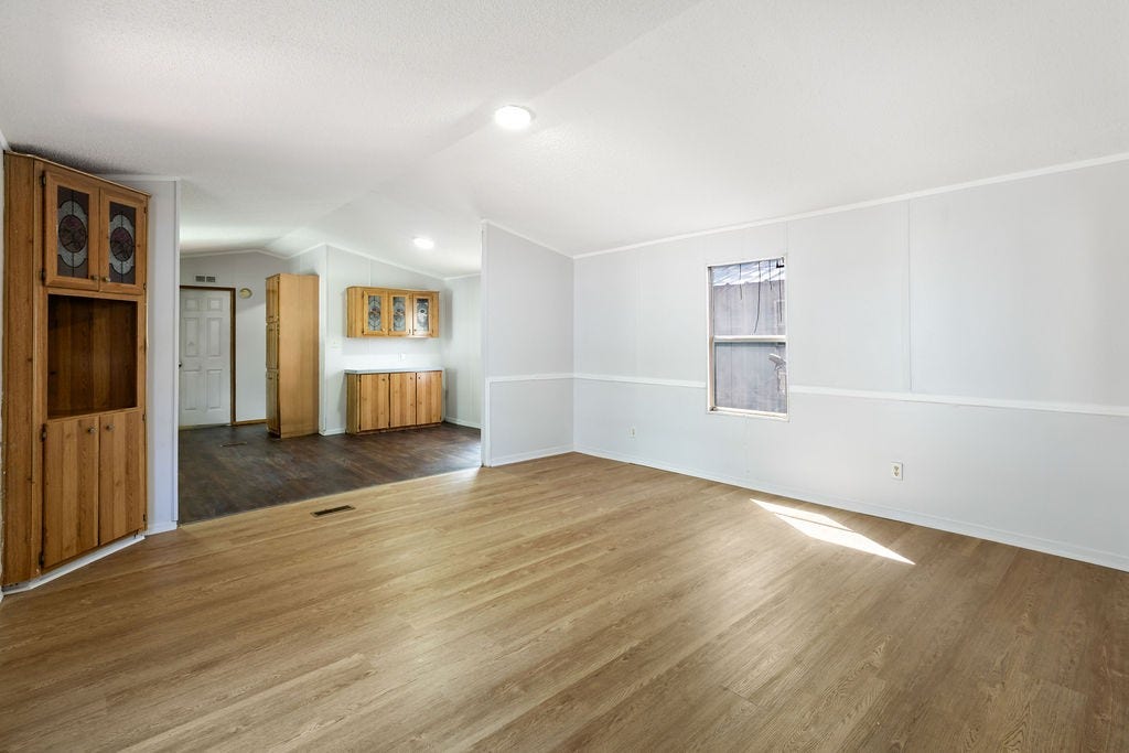 13173 S Lee Shore Drive, Willis, TX 77318 13173 S Lee Shore Drive, Willis, TX 77318