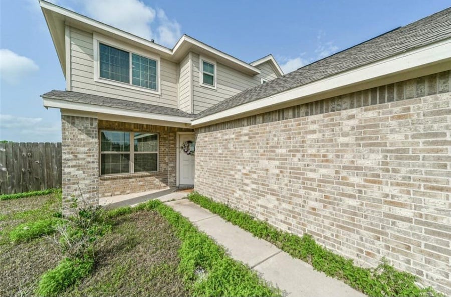 Property photo for 162 Kelly Street, Angleton, TX