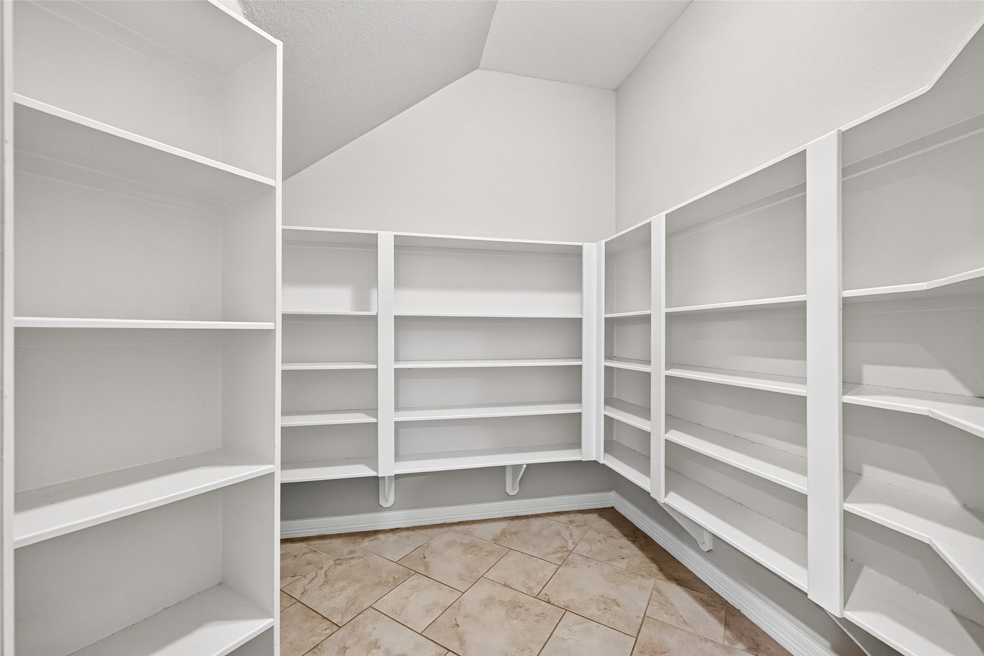 1902 Creekwood Lane, Friendswood, TX 77546 1902 Creekwood Lane, Friendswood, TX 77546