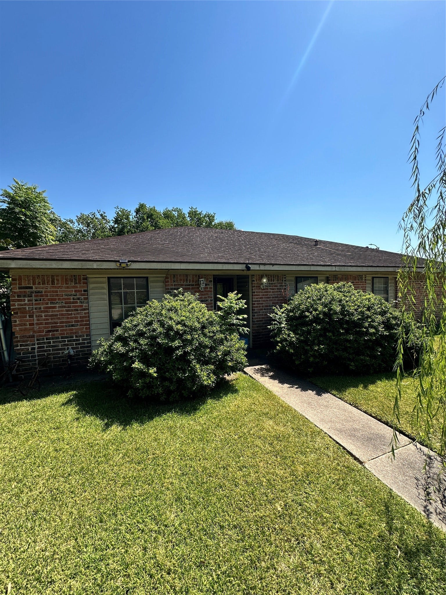 12051 Stroud Drive, Houston, TX 77072 12051 Stroud Drive, Houston, TX 77072