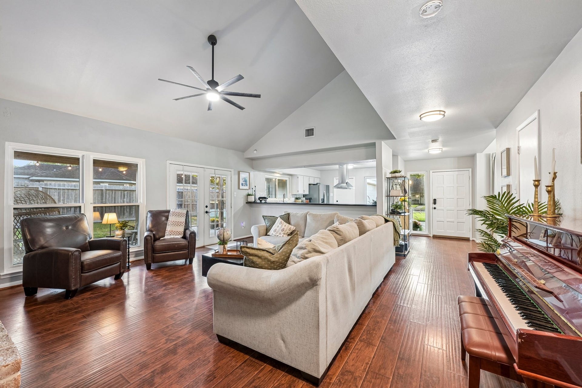 926 Hidden Canyon Road, Katy, TX 77450
