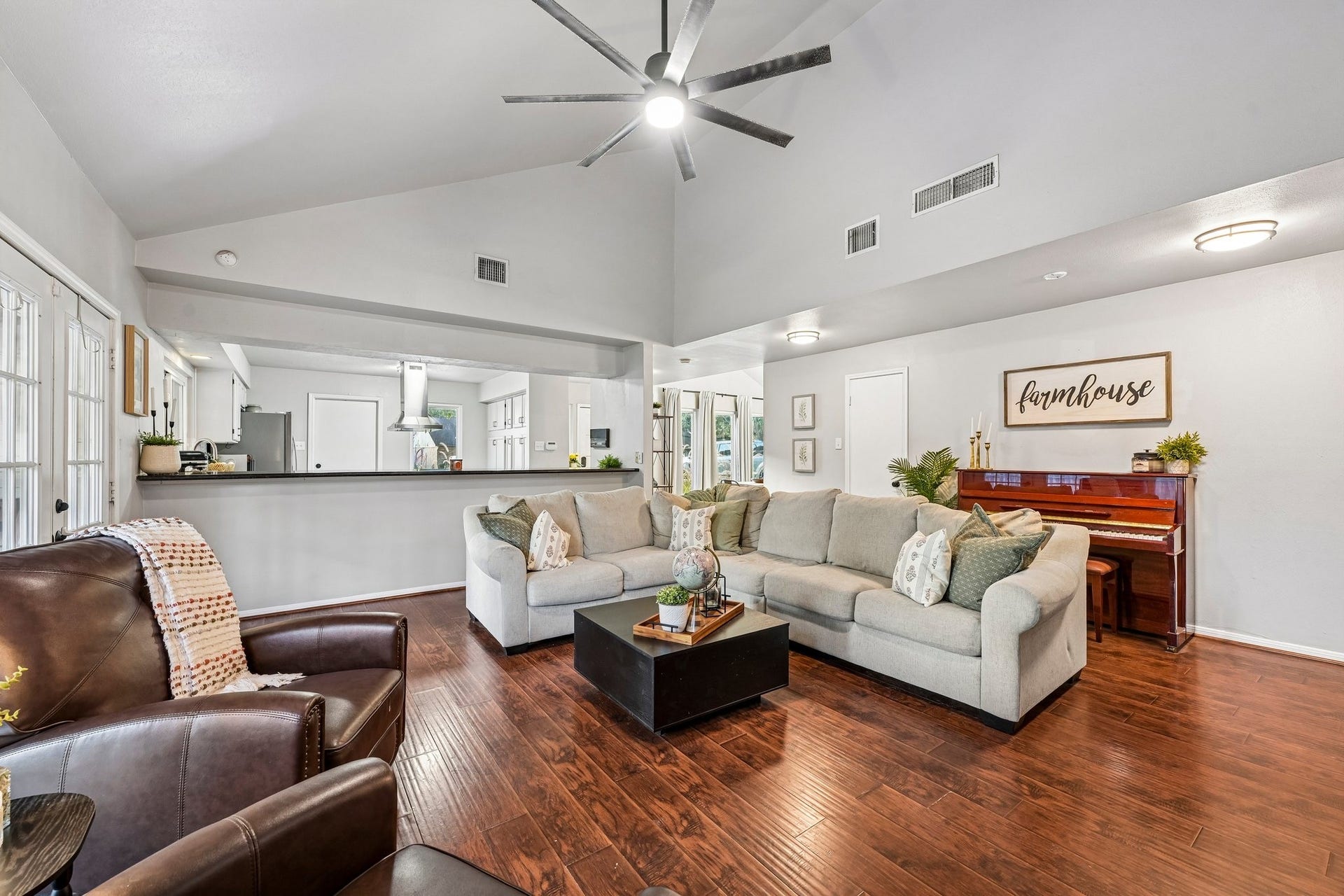926 Hidden Canyon Road, Katy, TX 77450