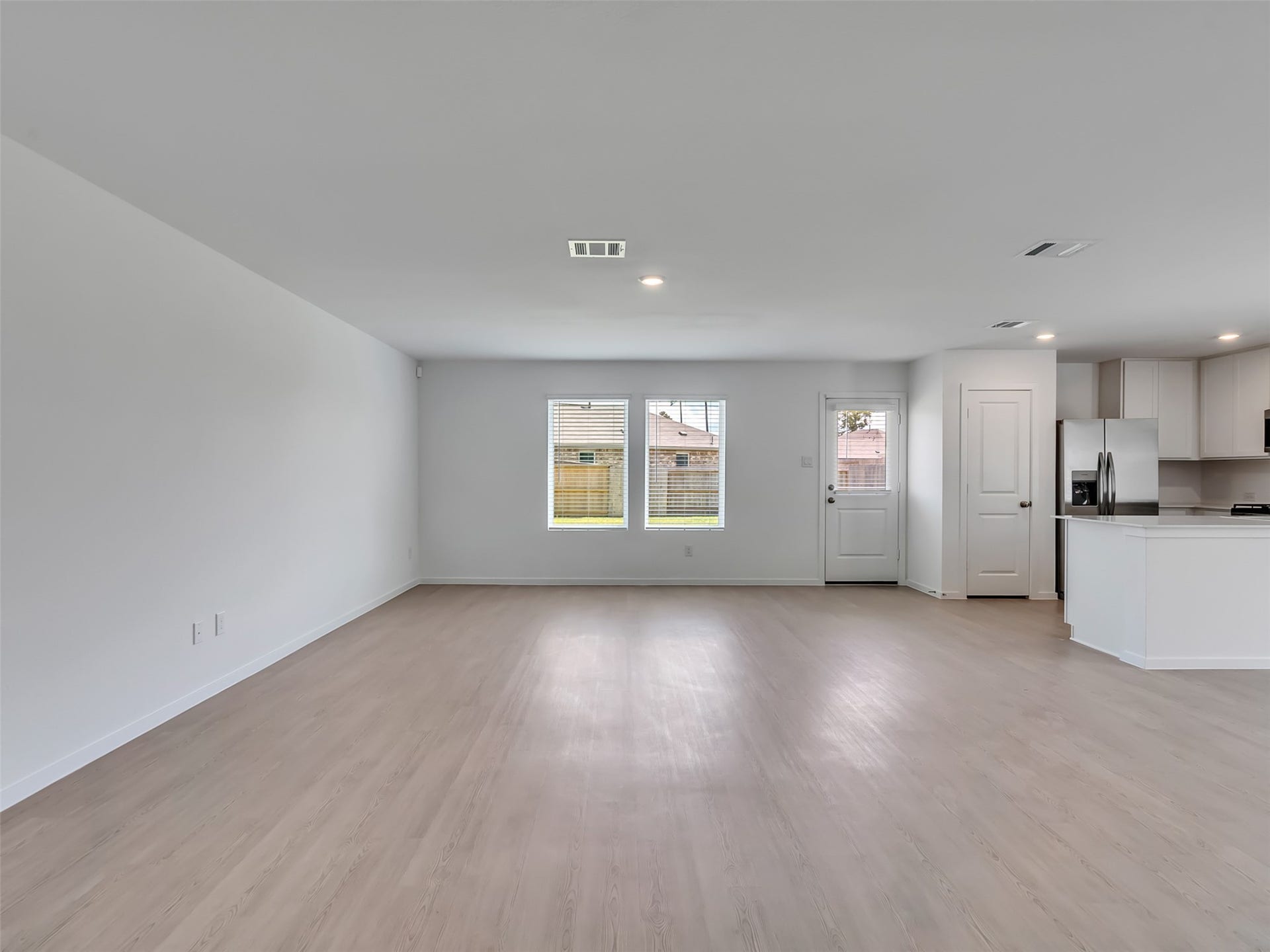 915 Capracotta Drive, Huffman, TX 77336 915 Capracotta Drive, Huffman, TX 77336