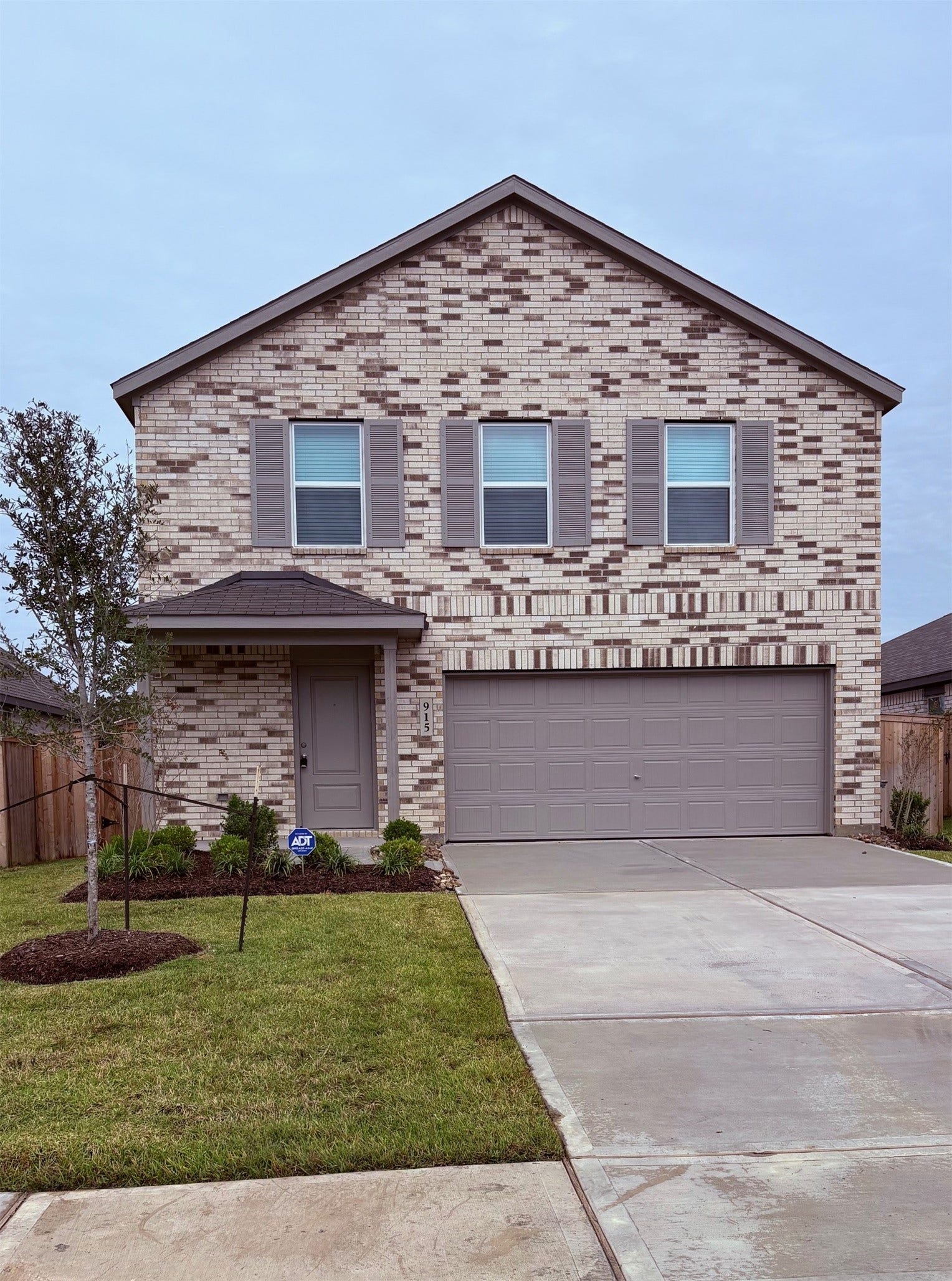915 Capracotta Drive, Huffman, TX 77336 915 Capracotta Drive, Huffman, TX 77336
