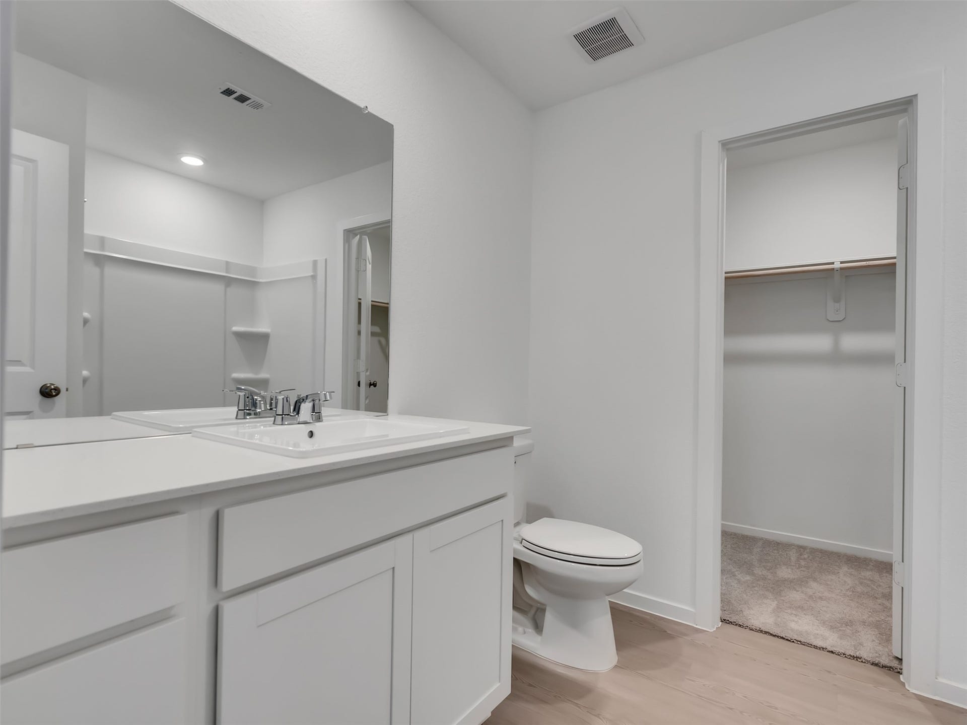 915 Capracotta Drive, Huffman, TX 77336 915 Capracotta Drive, Huffman, TX 77336