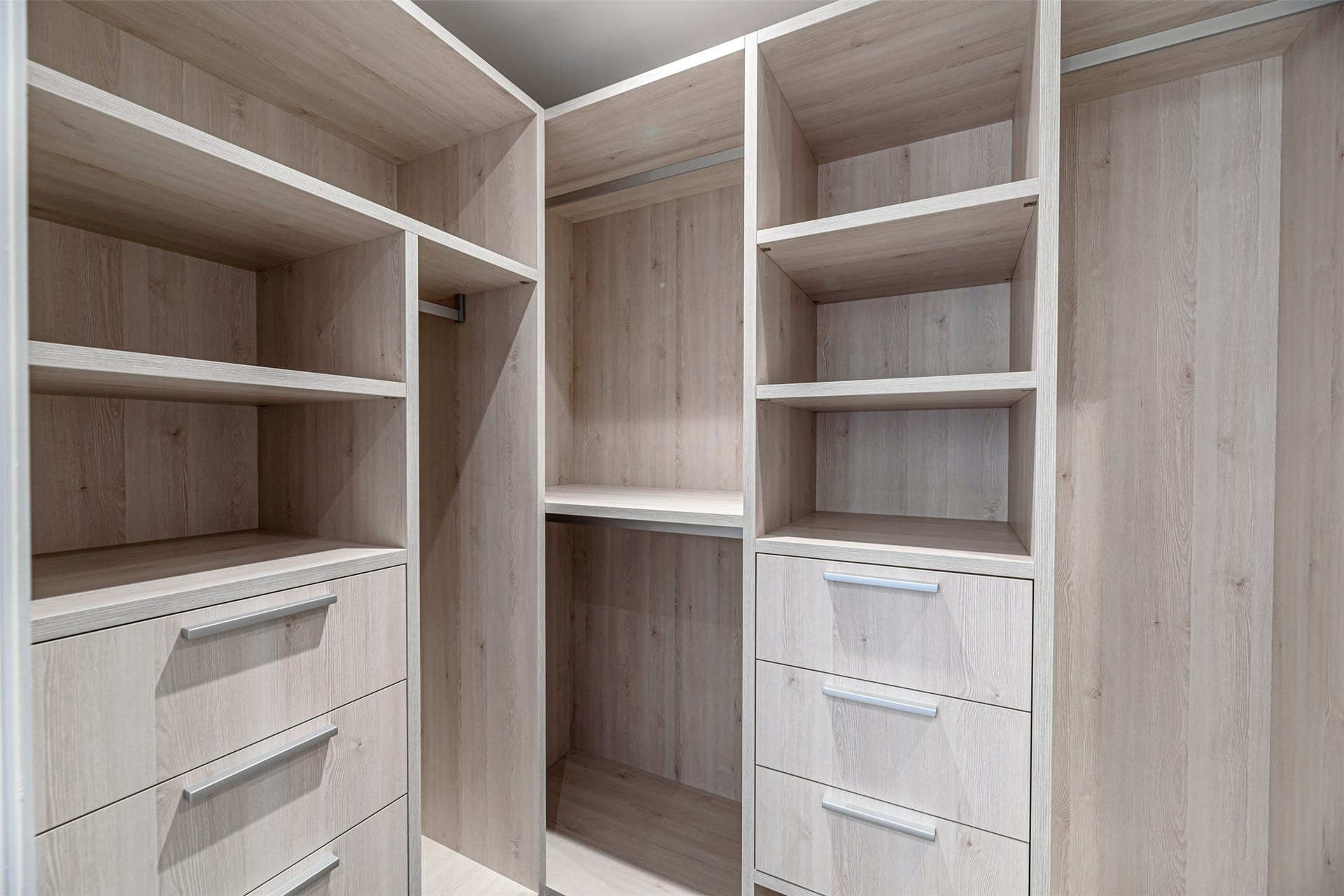 1701 Hermann Drive, #25A, Houston, TX 77004 Loads of storage and full length hanging bars.