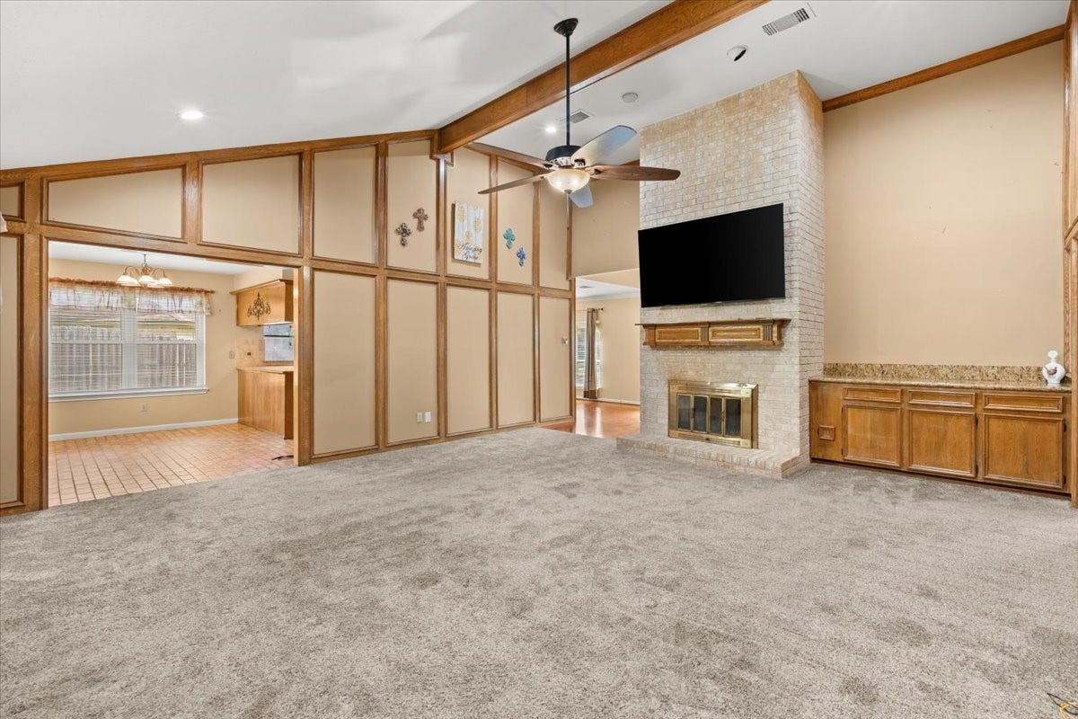Spacious living area
