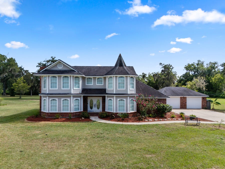 Property photo for 1707 County Road 348, Brazoria, TX