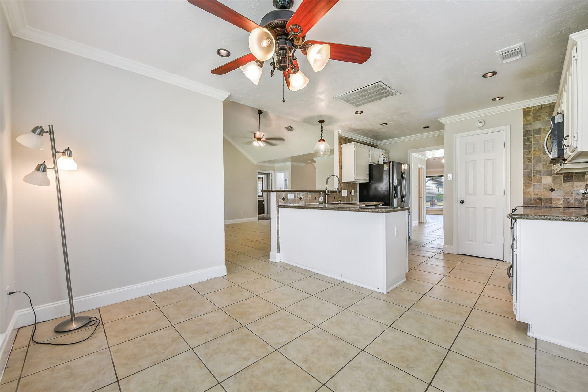 4410 Nations Drive, Pasadena, TX 77505