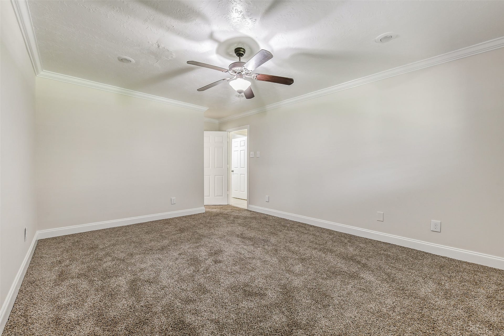 4410 Nations Drive, Pasadena, TX 77505