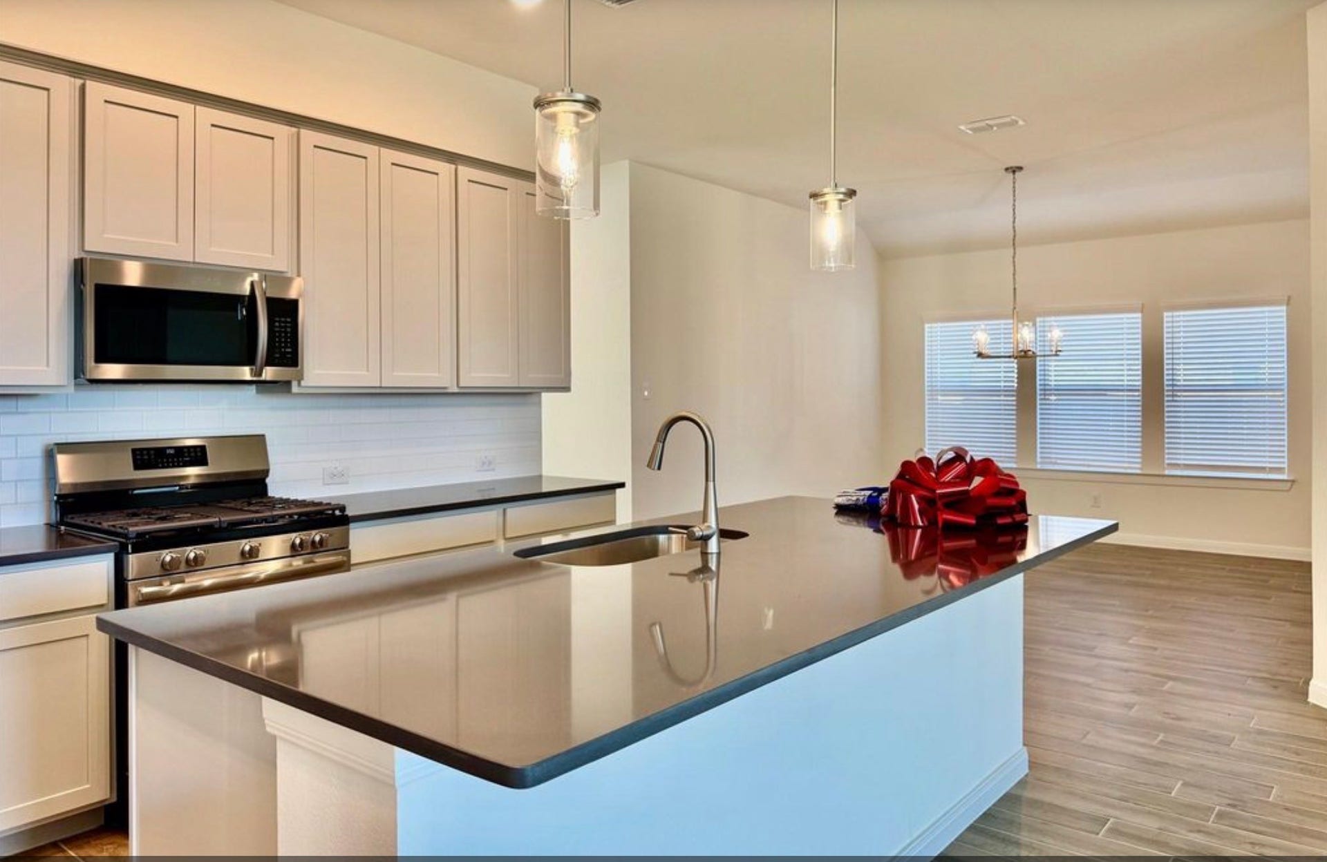 8923 Moose Trail, Manvel, TX 77578