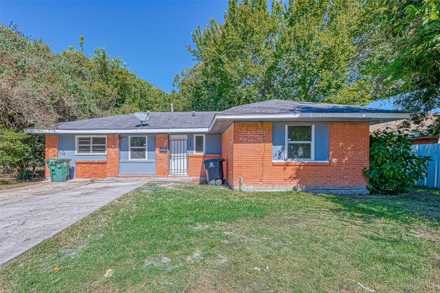 Property photo for 10613 Buffum Street, Houston, TX