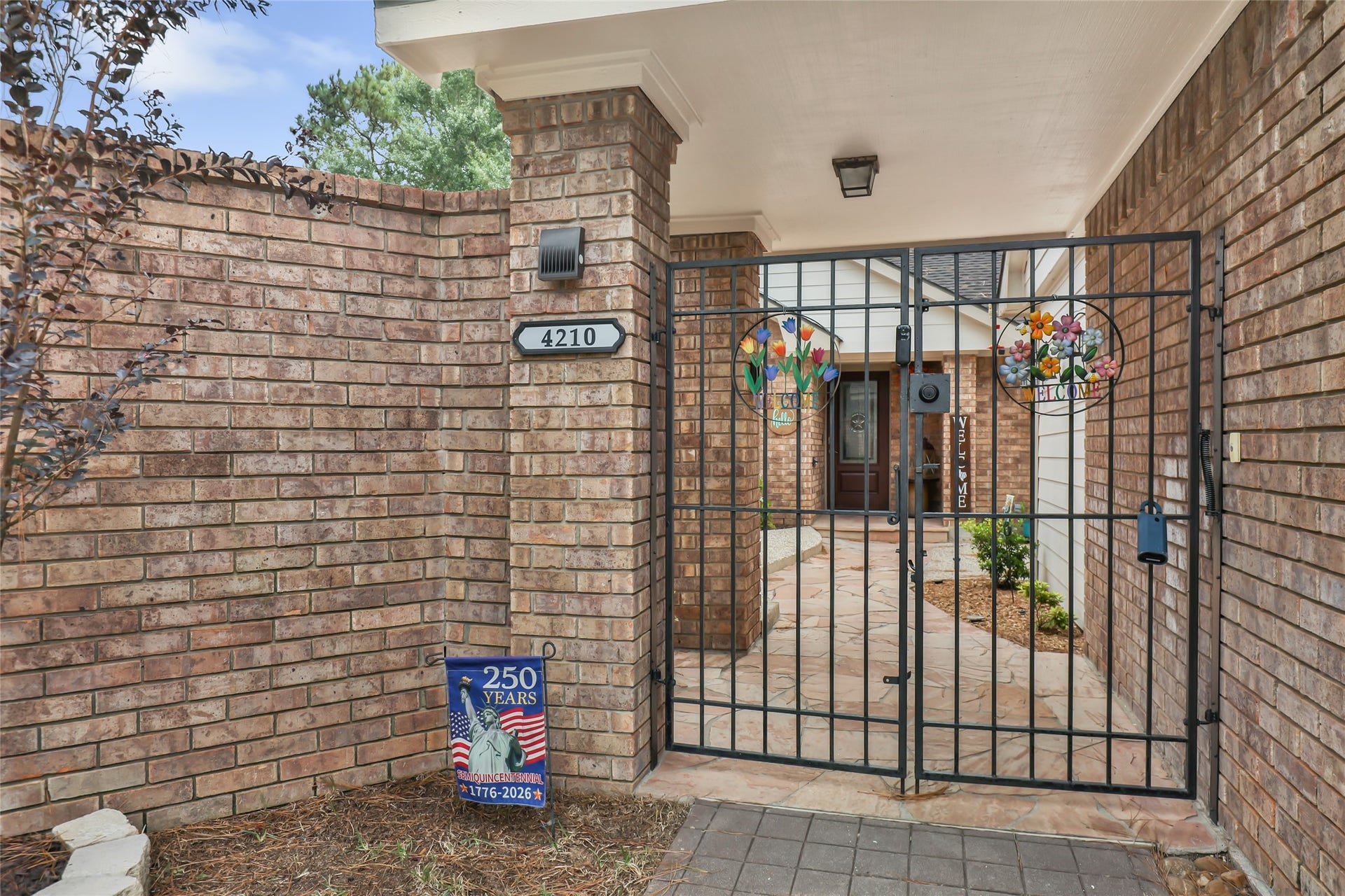 4210 Valley Glade Drive, Kingwood, TX 77345 4210 Valley Glade Drive, Kingwood, TX 77345