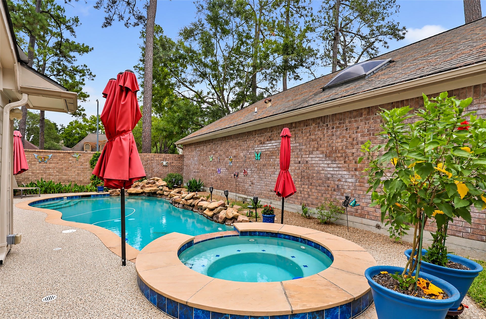 4210 Valley Glade Drive, Kingwood, TX 77345 4210 Valley Glade Drive, Kingwood, TX 77345