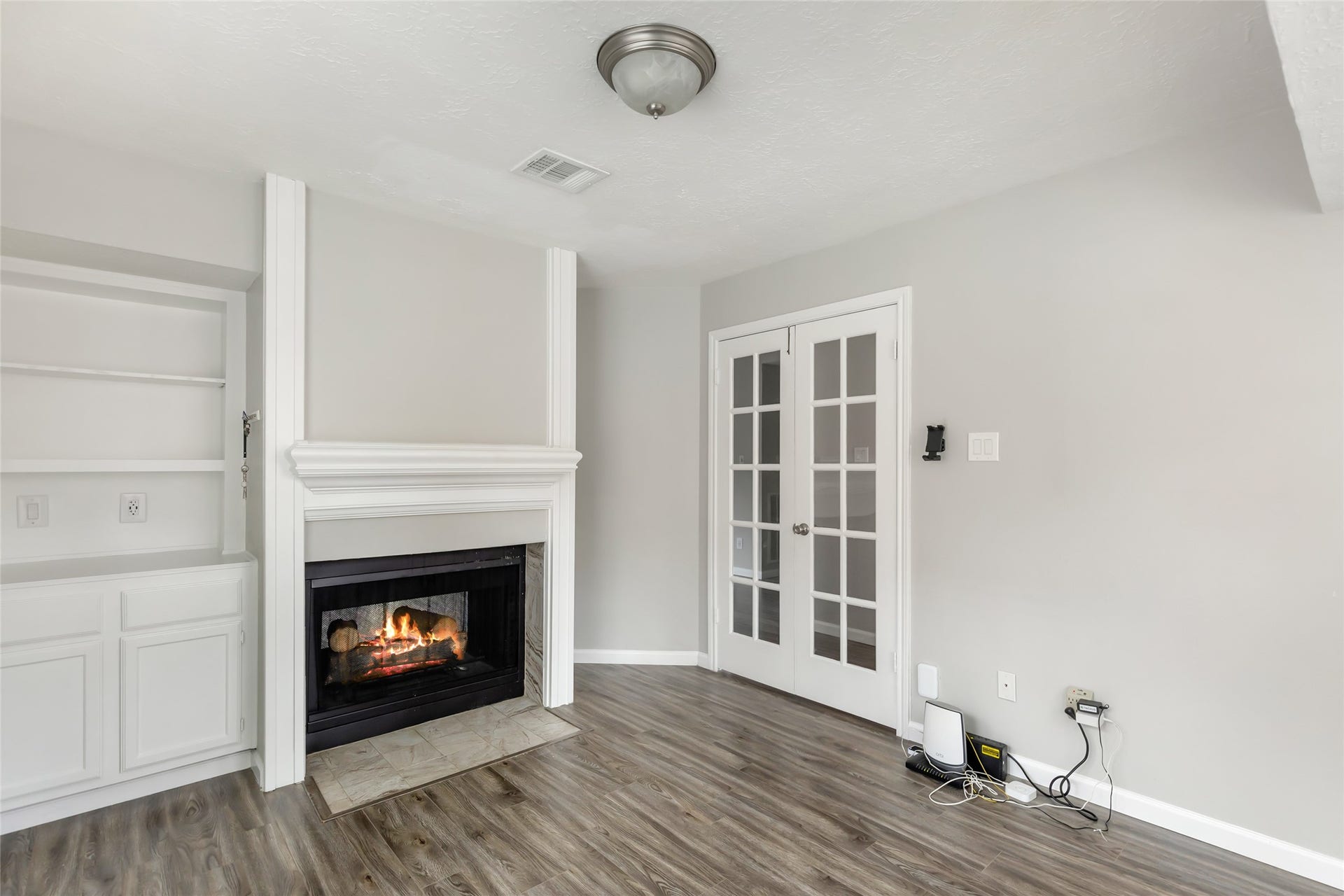 4210 Valley Glade Drive, Kingwood, TX 77345 Study with fireplace