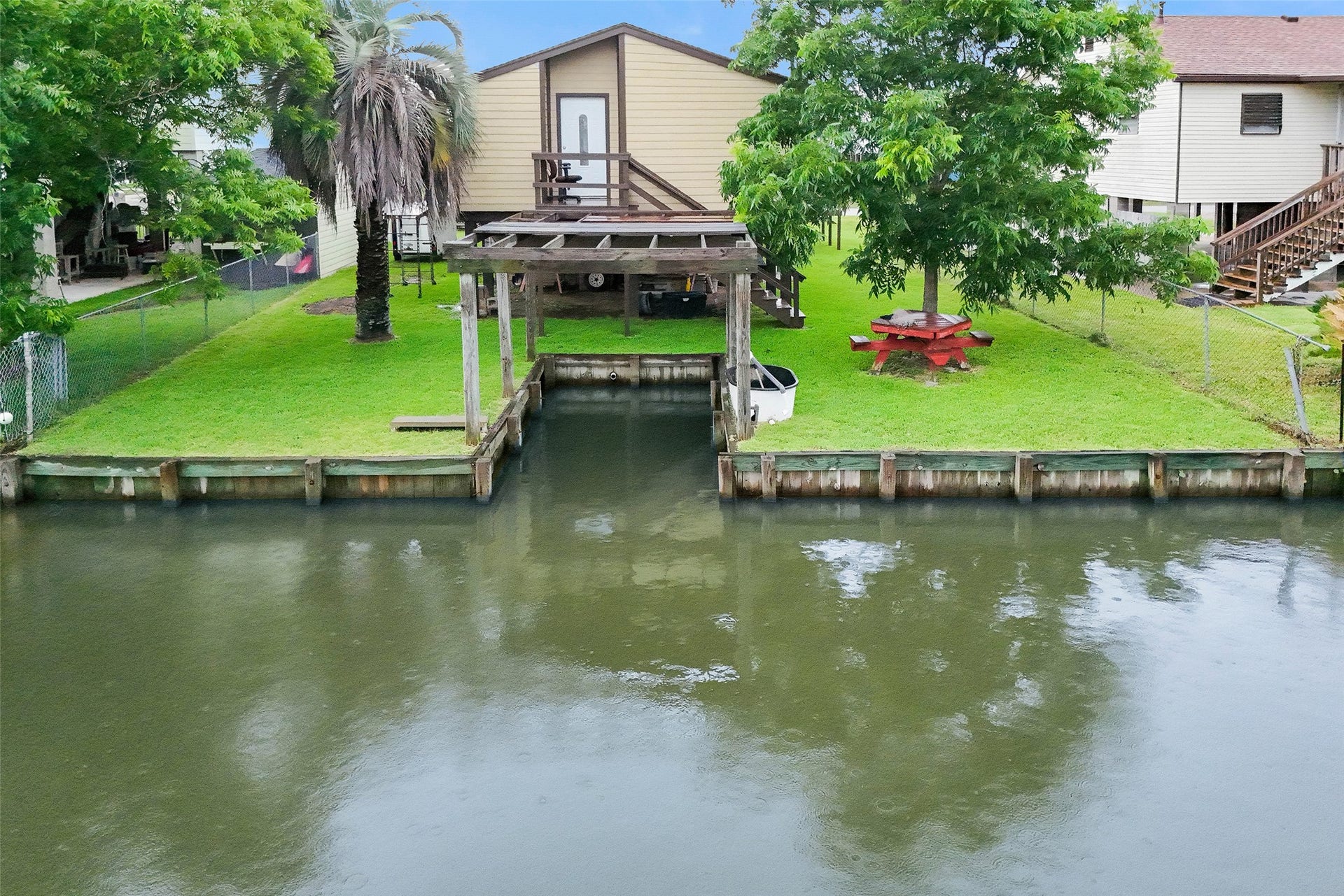 7030 Terrasso Drive, Hitchcock, TX 77563 7030 Terrasso Drive, Hitchcock, TX 77563