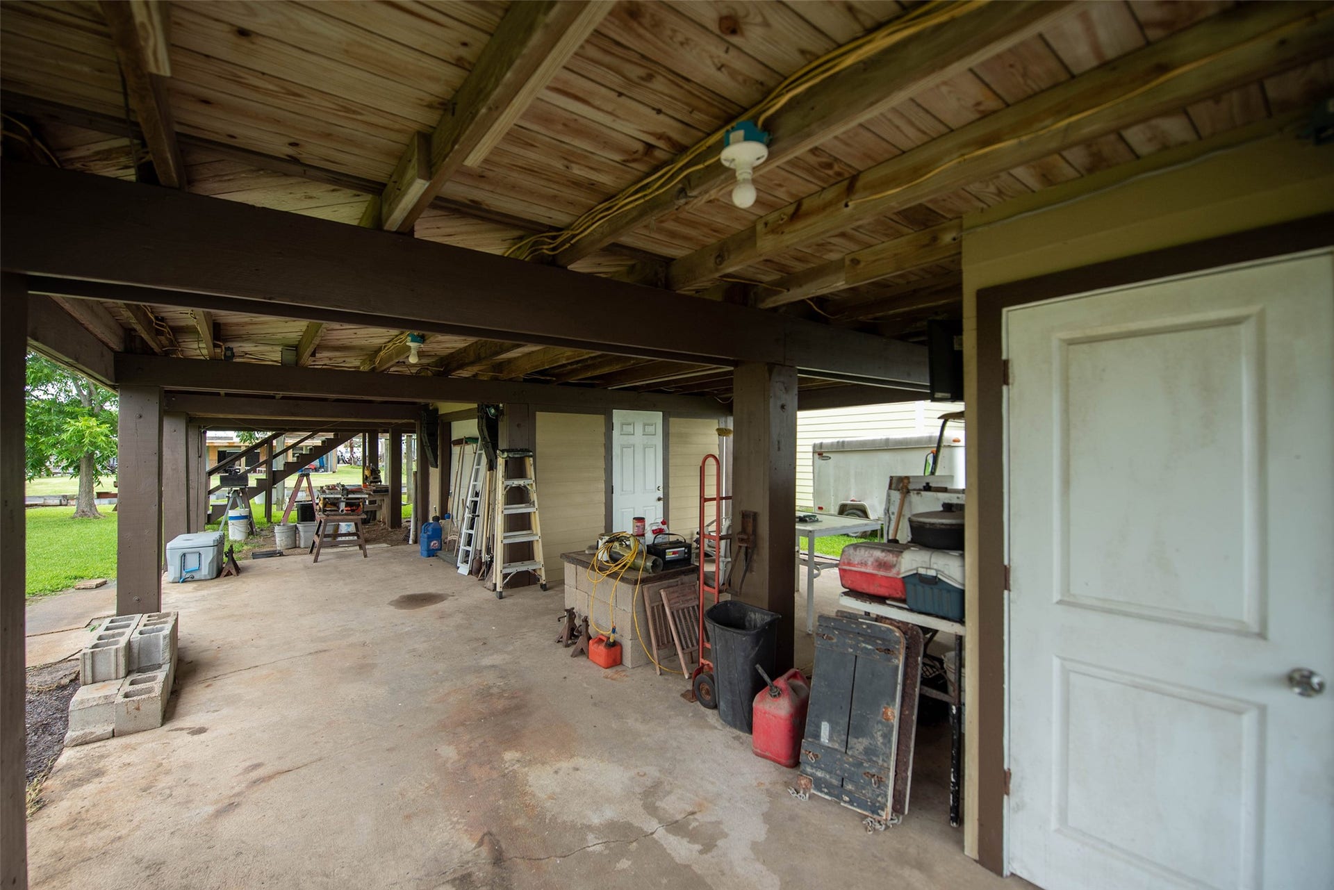 7030 Terrasso Drive, Hitchcock, TX 77563 7030 Terrasso Drive, Hitchcock, TX 77563