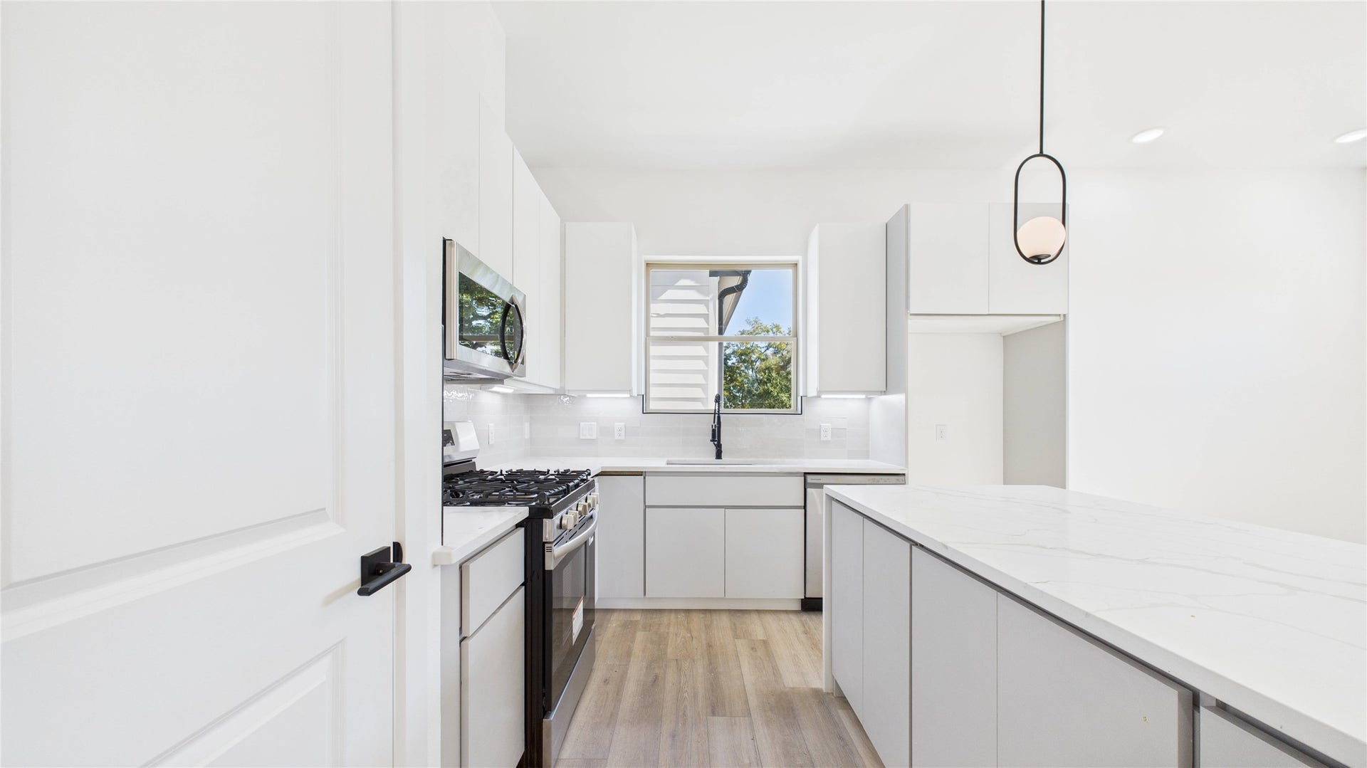5316 Terry Street, Houston, TX 77009 5316 Terry Street, Houston, TX 77009