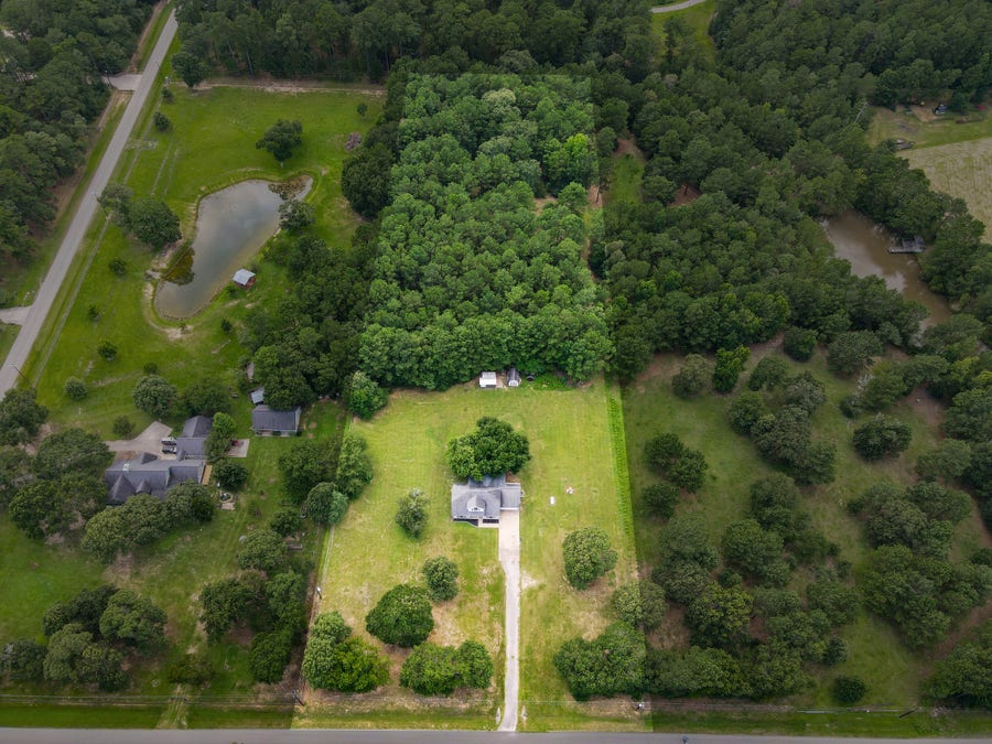 Property photo for 14909 Pine Tree Road, Montgomery, TX
