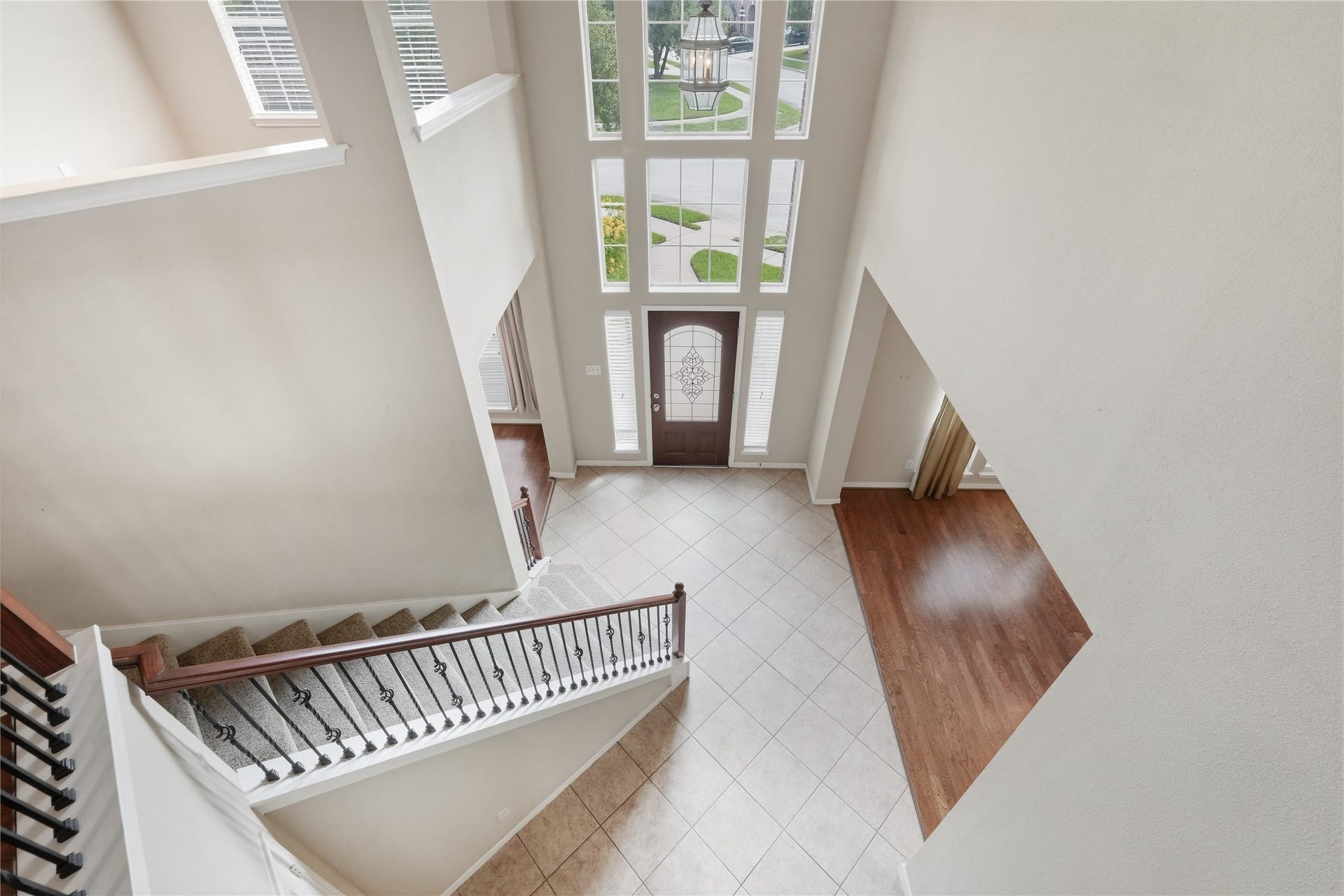 907 Colorado Springs Court, Spring, TX 77373 Upstairs there is so much space!
