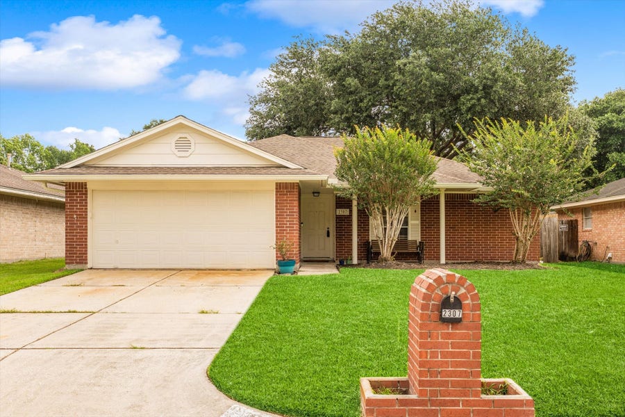 Property photo for 2307 Old Oak Lane, Houston, TX