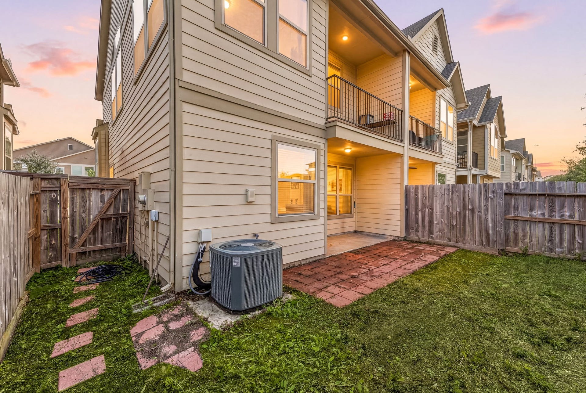 12150 La Strada Street, Richmond, TX 77406