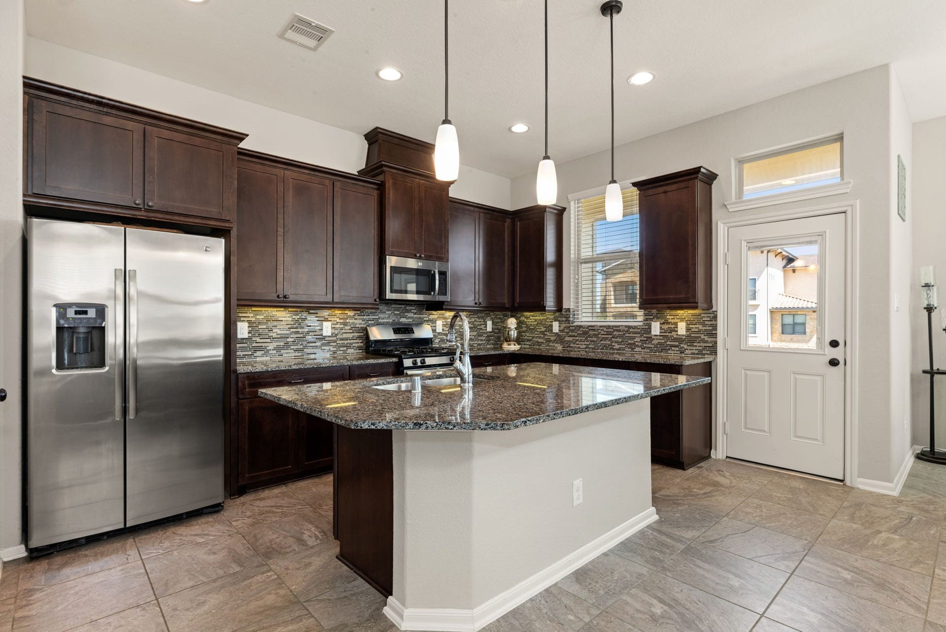 12150 La Strada Street, Richmond, TX 77406