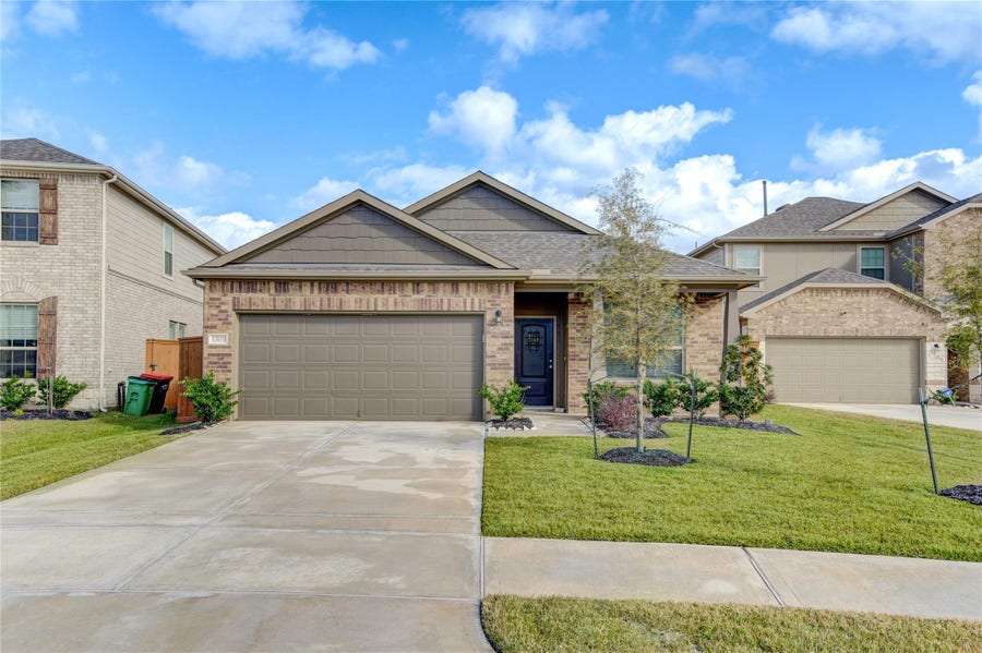 Property photo for 1309 Coco Ray Lane, Katy, TX